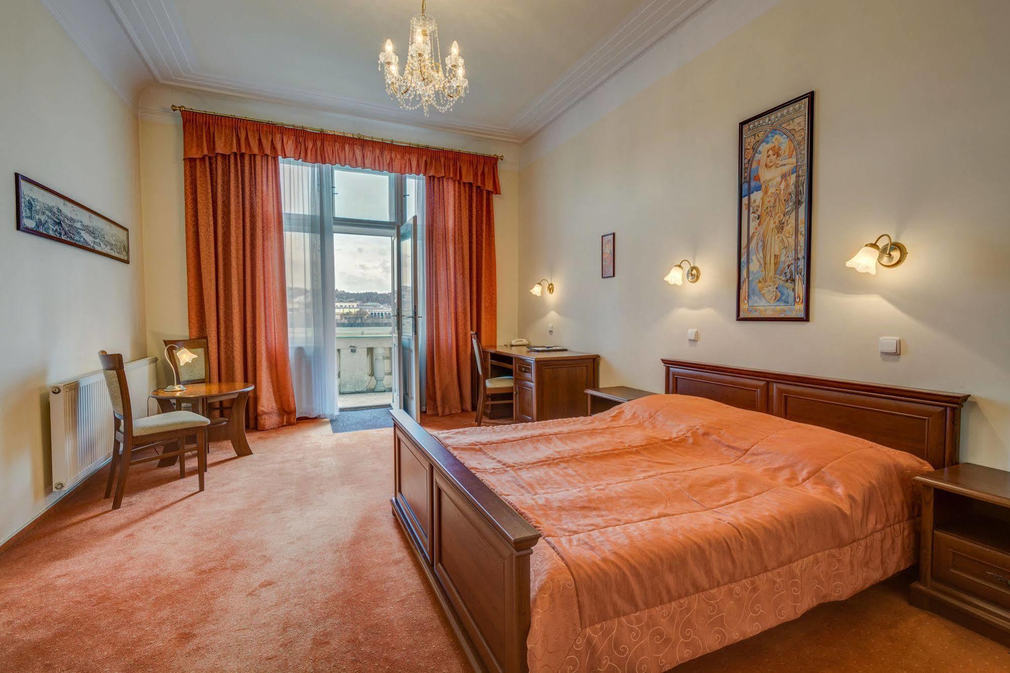 Hotel & Residence Royal Standard Prague Luaran gambar